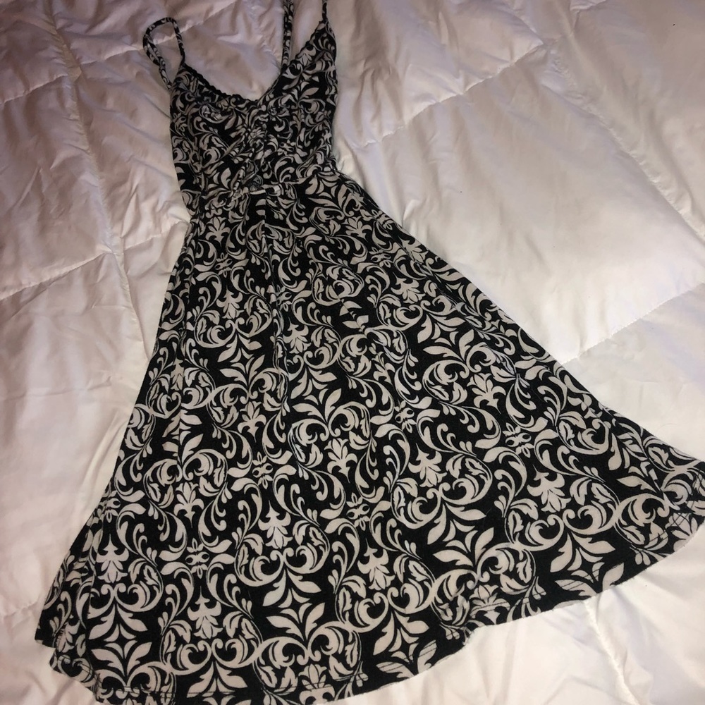 Black and white spaghetti strap flower print dress